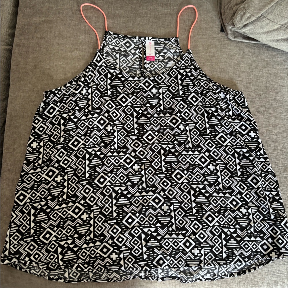 Sleeveless tank top